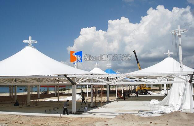 膜结构遮阳棚的支撑体系由哪几部分组成?