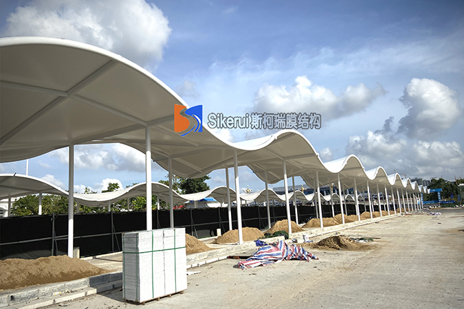 膜结构遮阳棚,你需要了解的一些特性!